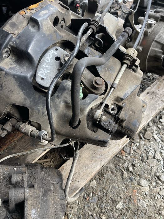 Skrzynia biegów /1.9dci /PK5 004 / Trafic /Vivaro /opel /Renualt