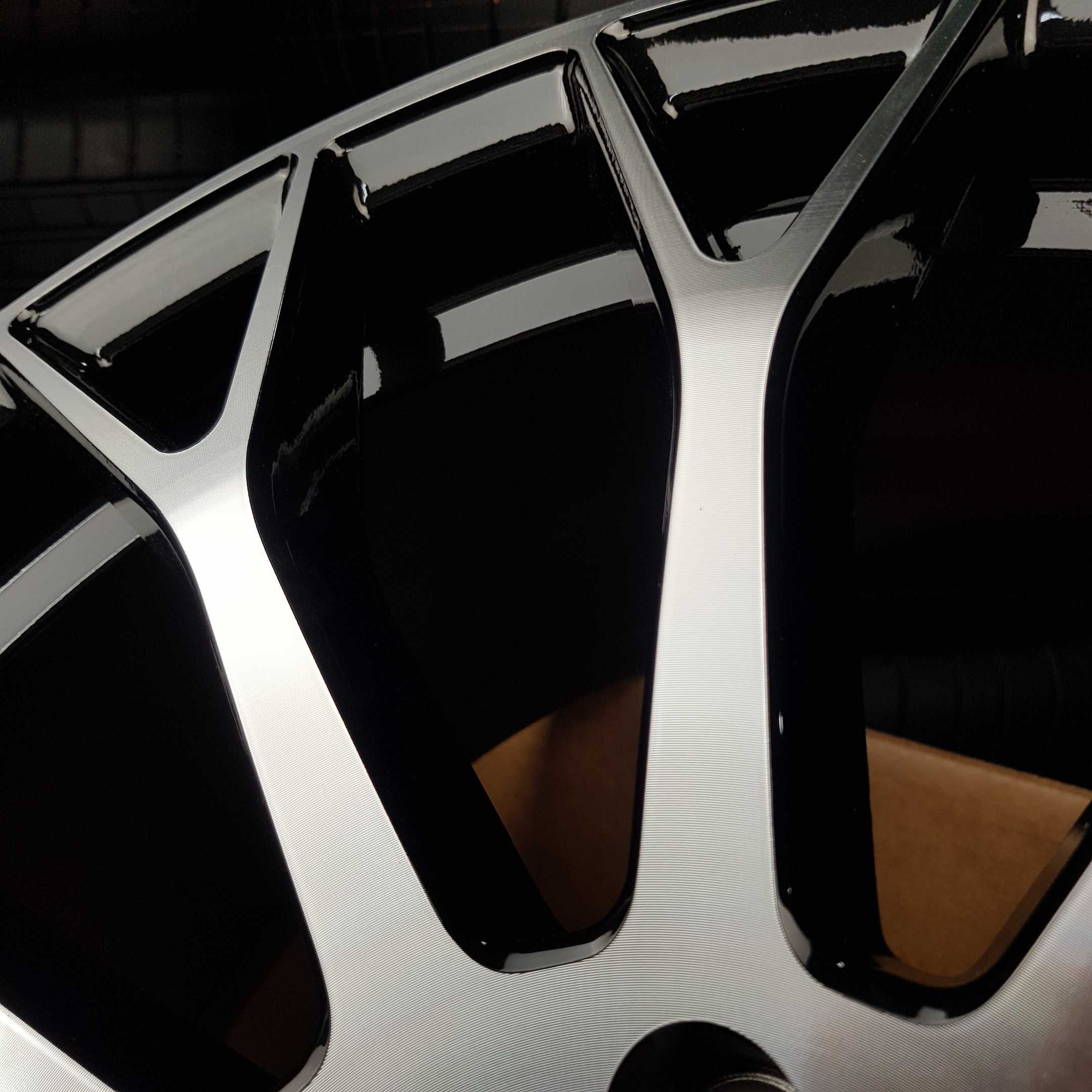Диски На Авто Різноширокі R19 5x112 VW Passat Audi A4 A5 A6 A7 Q5 TT