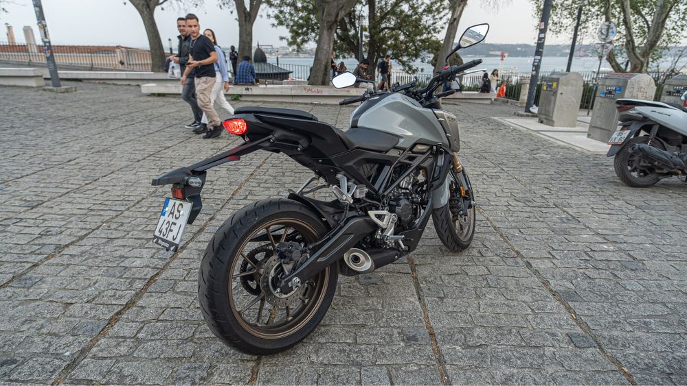 Honda CB125R 2022