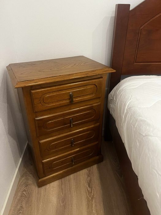 Quarto Madeira Castanho