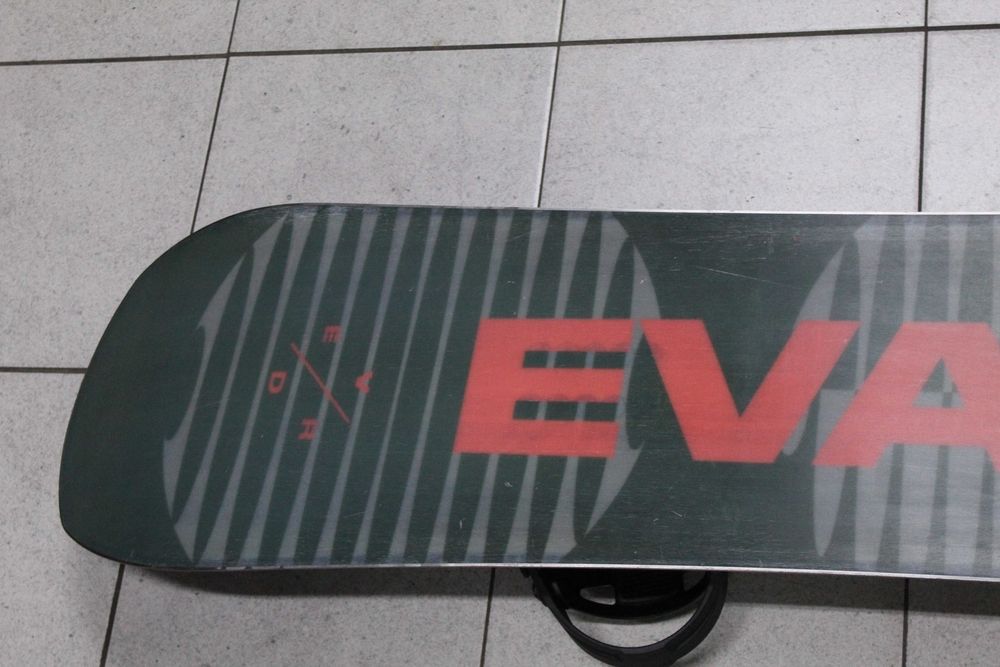 Deska Snowboard ROSSIGNOL EVADER 155 W cm + Wiązania NOWE