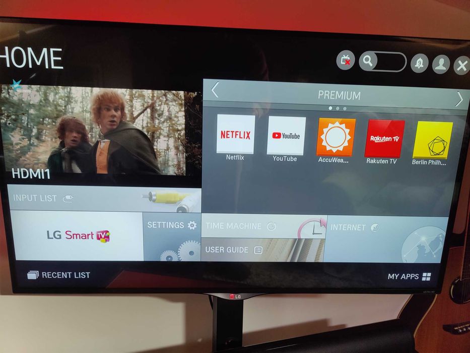 TV 4K LG 42UB820V