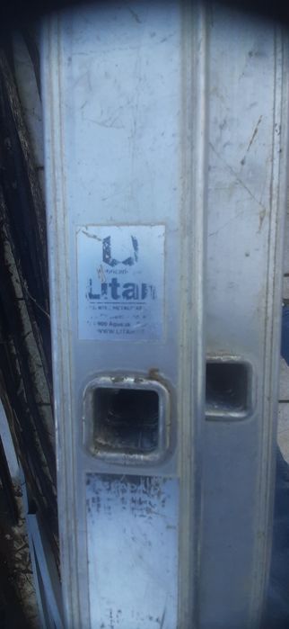 Escada dupla em alumínio  - 6 metros