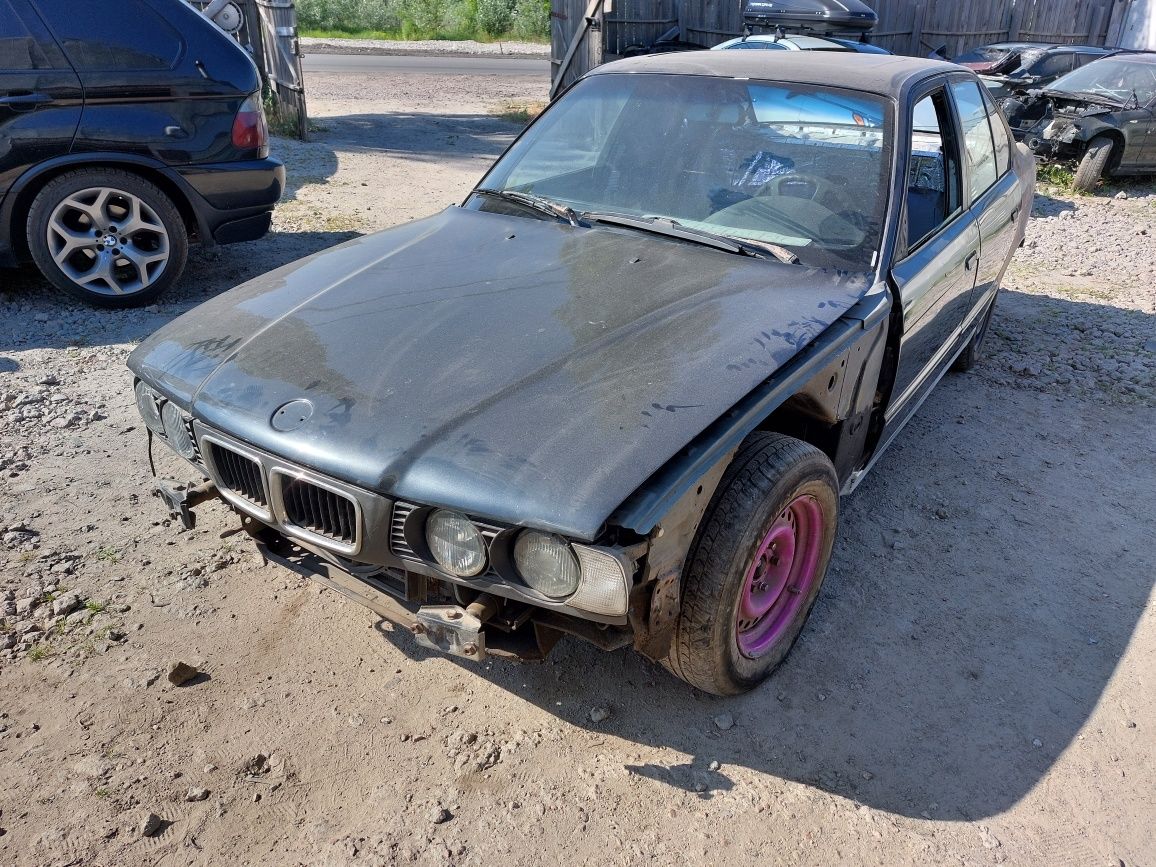 BMW E34 на запчасти m50b25