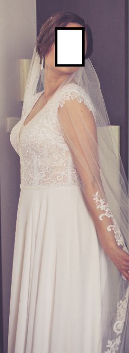 Suknia ślubna z welonem