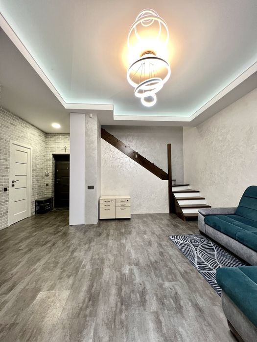 Продаж БЕЗ КОМІСІЇ Дворівнева 2 кім квартира Новобудова Новояворівськ