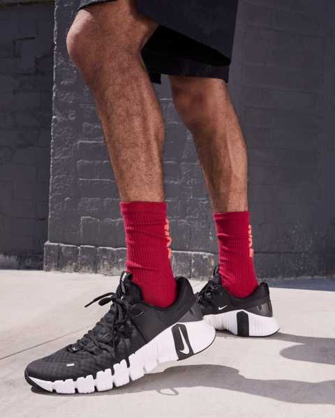 Кросівки тренувальні  Nike FREE METCON 5 DV3950-001, 42р