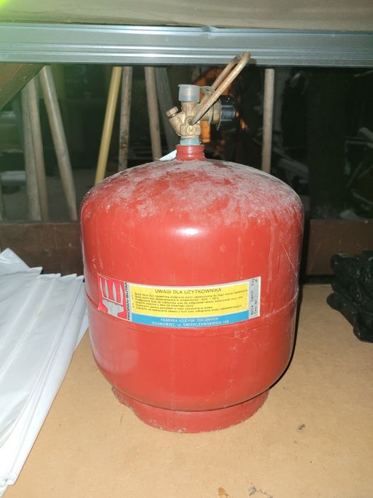 Turystyczna butla gazowa