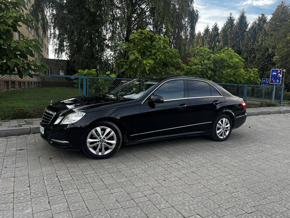 Mercedes-Benz E-Class, Мерседес 212 2011 рік