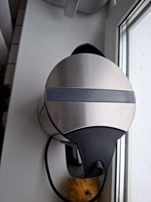 Електрочайник Phillips