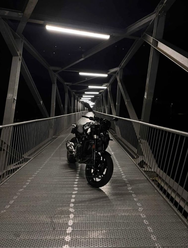 Bmw F900R(35 kw só de livrete)A2 2024 Full Extras