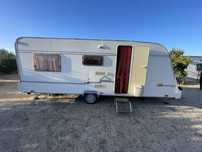 Caravana Pluma 530
