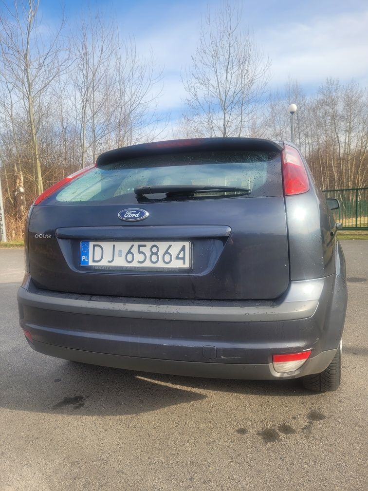 Ford focus 1.8 benzyna