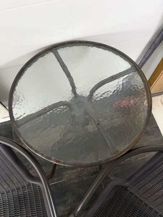 Mesa exterior 60x60x70cm com 2 cadeiras