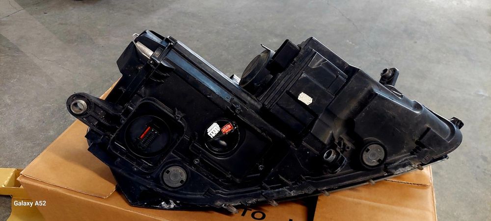 Farol esquerdo volkswagen passat b7