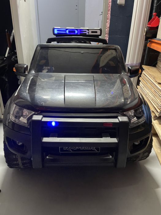 Детский электромобиль