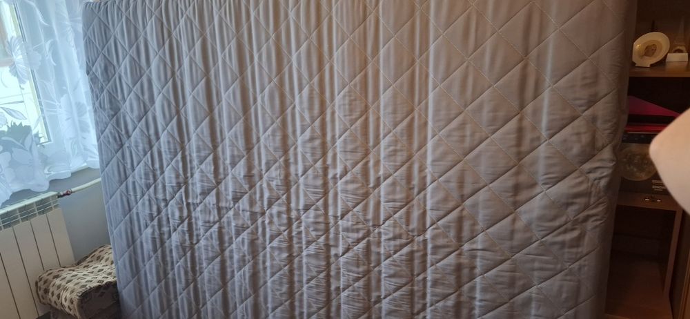 Materac 160x200 / 22 cm