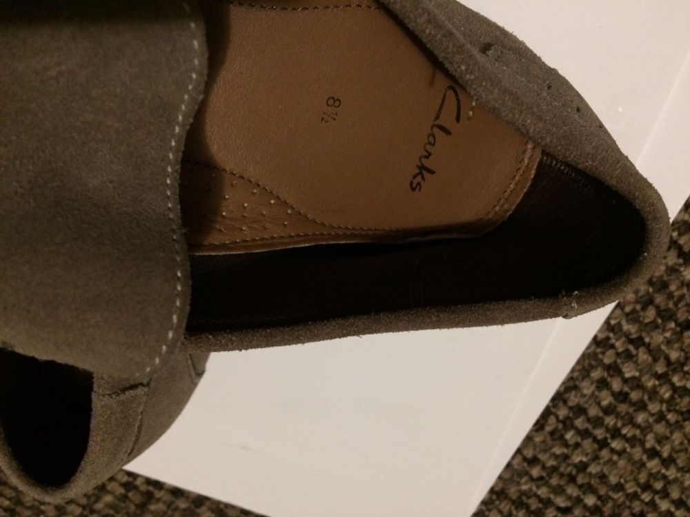 Продам мужские замшевые туфли фирмы «Clarks”