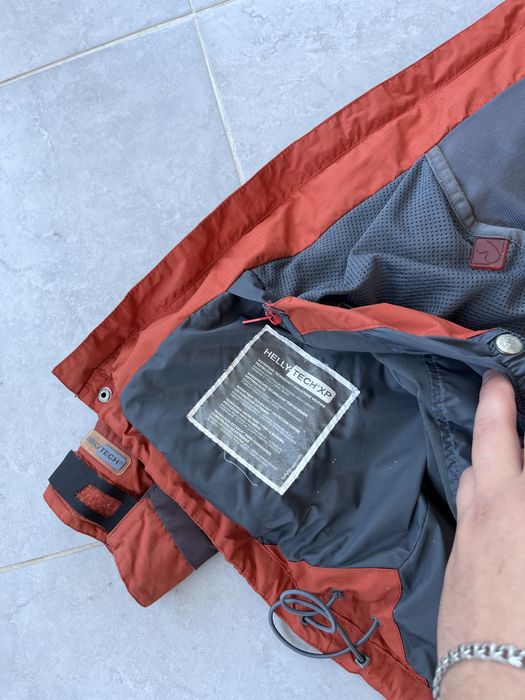 Вітровка Helly Hansen