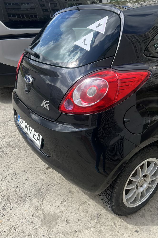 Автомобіль Ford Ka 10.2014