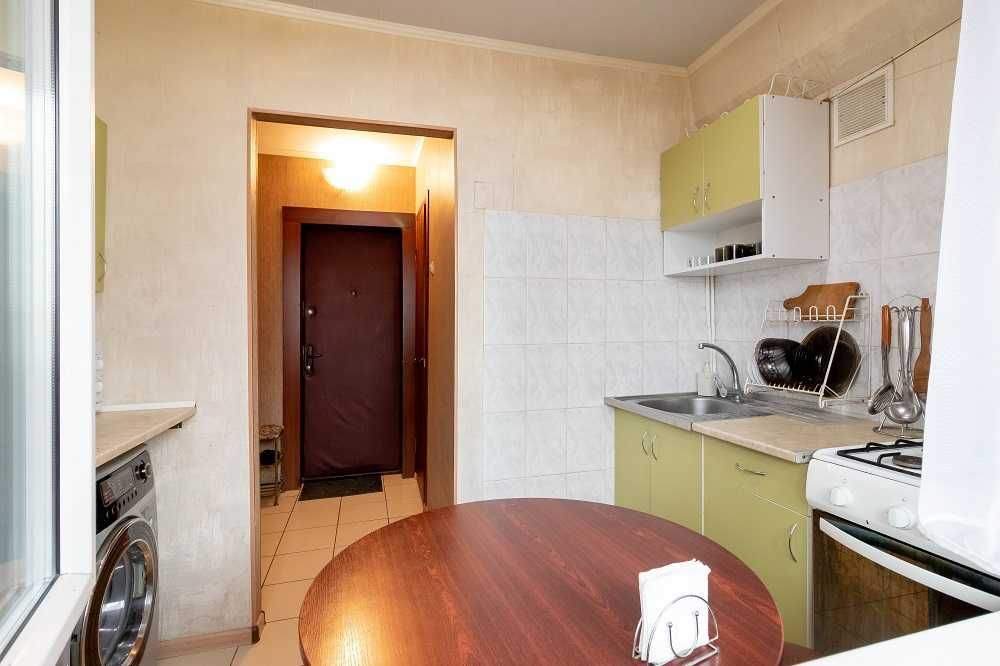 Здам посуточно 1к.  кв-ру, 10 хв.  до метро Г.Дніпра 3, ЗНИЖКИ-В ОПИСУ !!