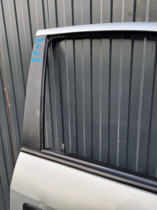 Opel Zafira A Drzwi Prawe Przód Kolor Z157