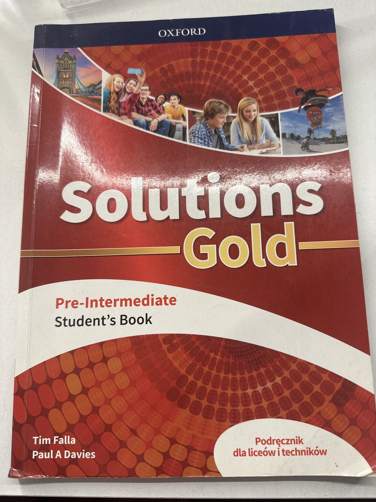 Solutions Gold Pre-Intermediate