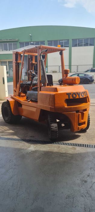 Empilhador Toyota 3,5 Ton
