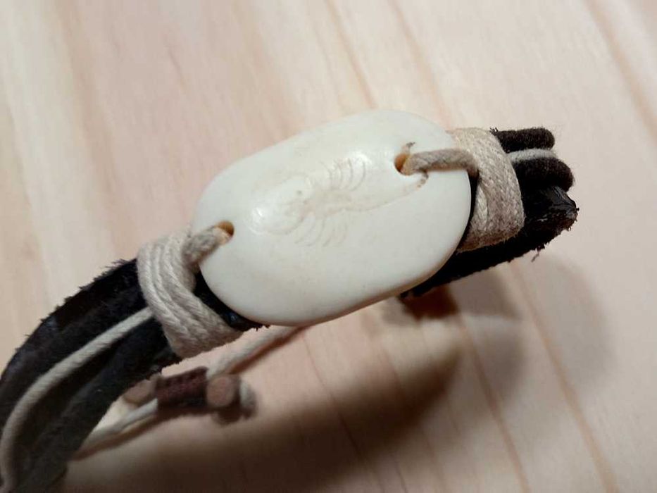 Pulseira Com Pedra - Escorpião