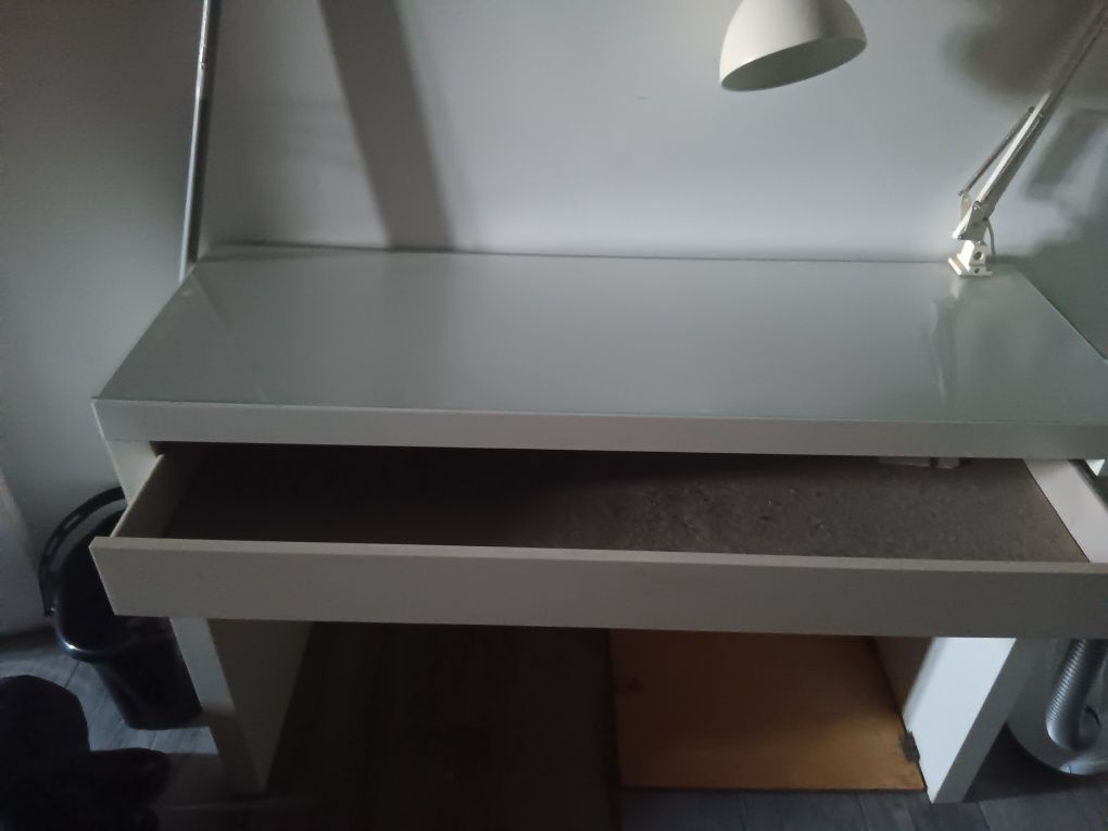 Secretaria/tocador