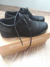 Buty chłopięce Wojtyłko czarne rozmiar 35