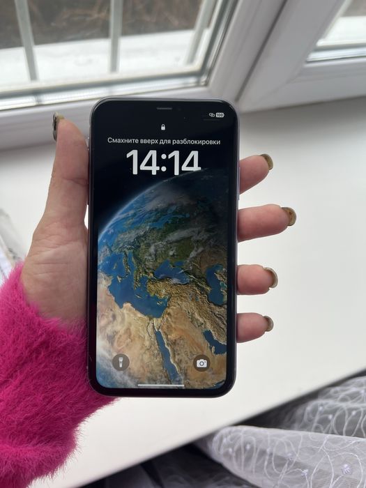 iPhone 11 з коробкою