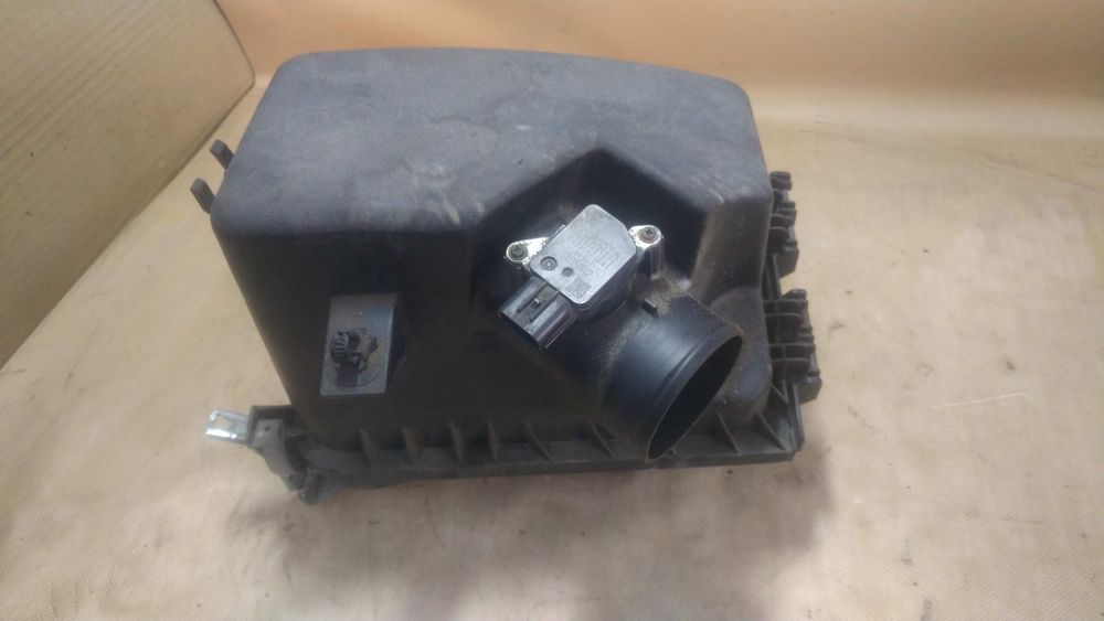 / Corolla E15 obudowa filtra powietrza przepływomierz 1.6