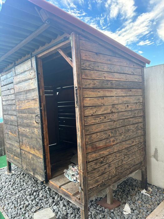 Caseta de Madeira 2×2 m – Ideal para Guardar Lenha