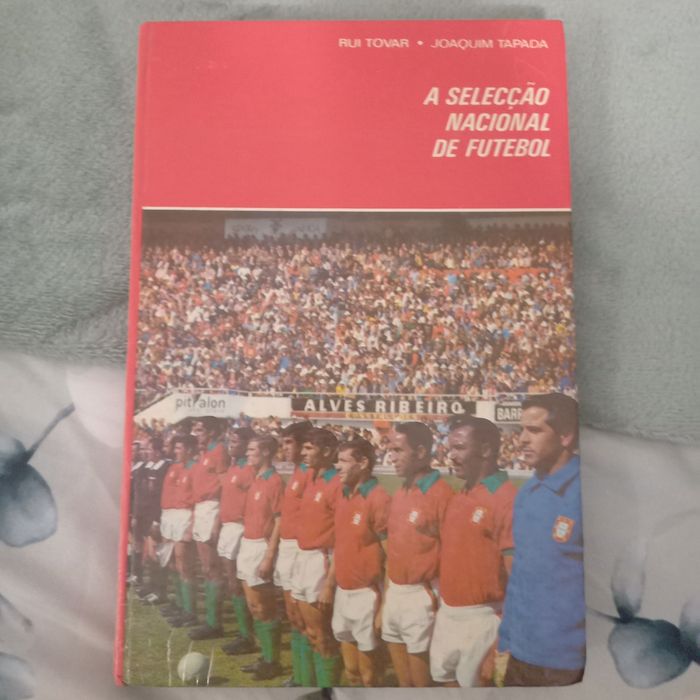 7 livros de colecção do Benfica