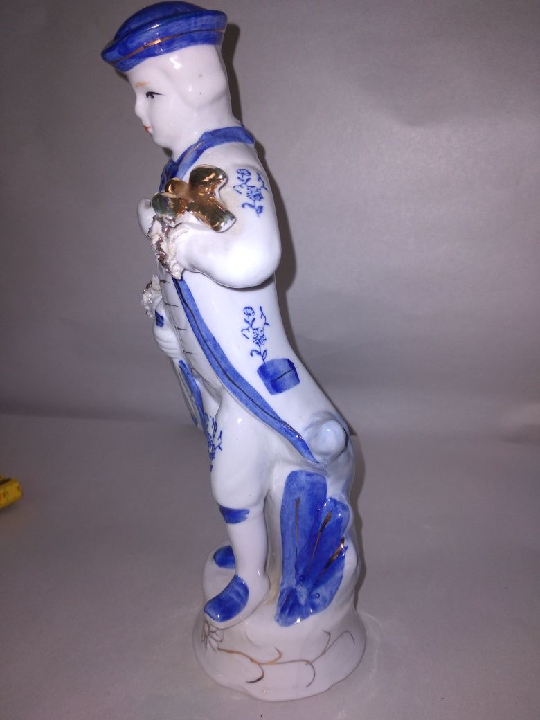 Figurka porcelanowa