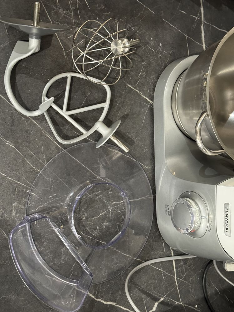 Кухонна машина Kenwood Chef Sense KVC5100T