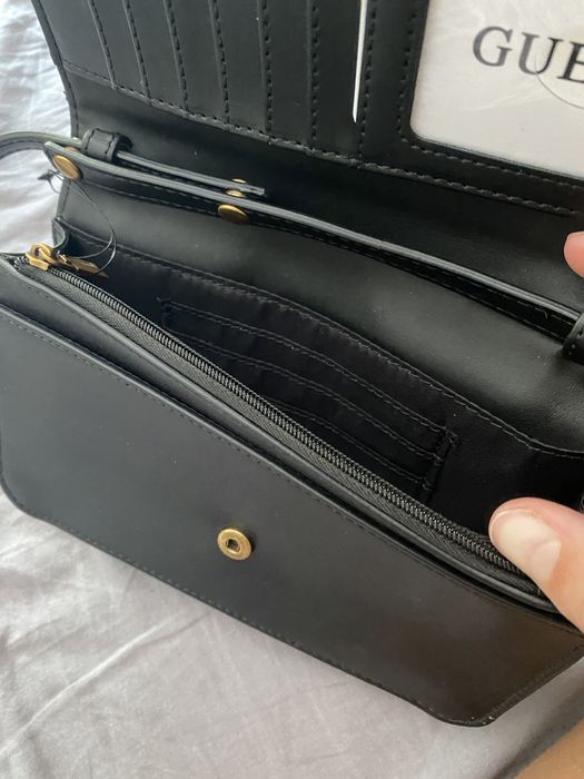 torebka guess na ramie