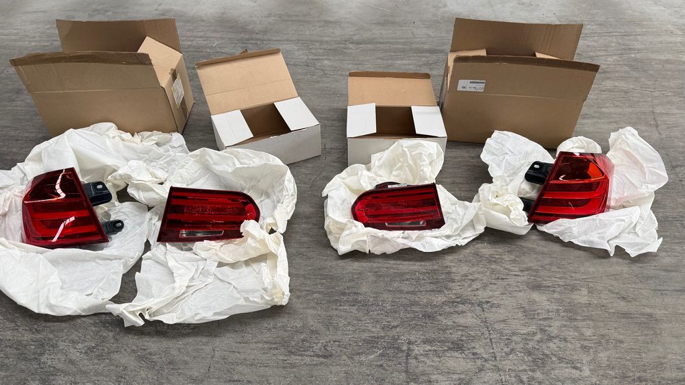 Farolins Traseiros (conjunto) BMW F30/31 e F80 Originais Pre-LCI.