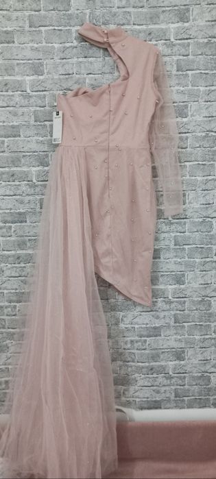 Вечірня , випускна  сукня