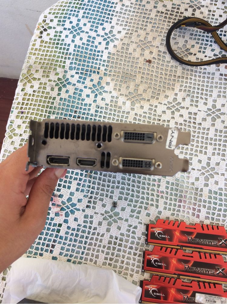 Placa de Grafica NVIDIA GTX 660 2GB - Usada, Ótima para Jogos Leves