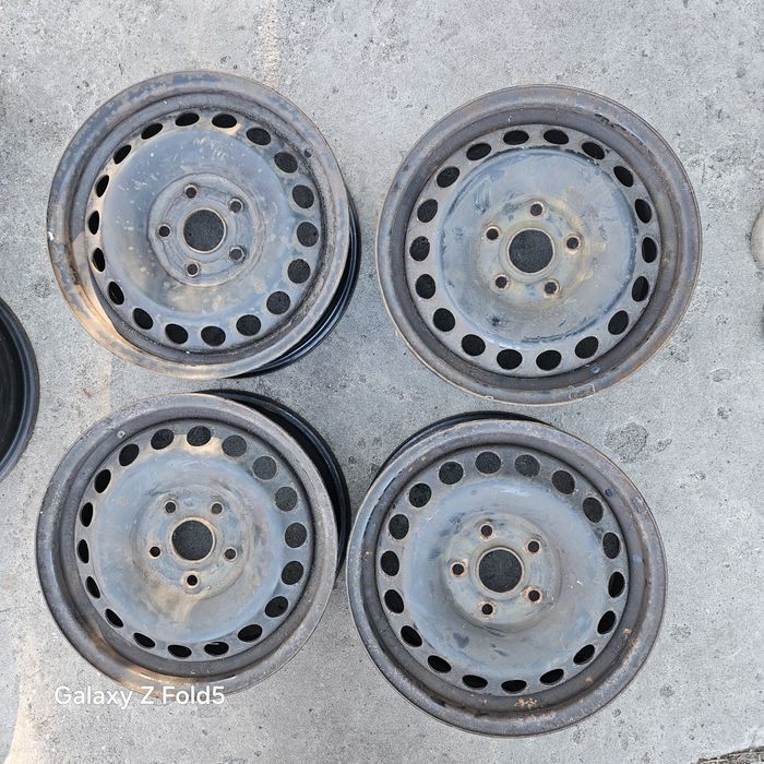 Felgi 15 Skoda Volkswagen Seat Audi 5x112 ET47