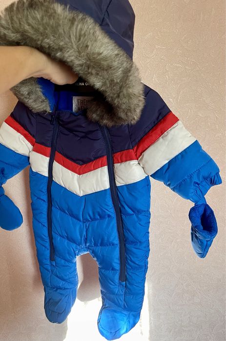 Куртки , комбінезони для хлопчика 62, 74 -80 ; жилетка 98-104