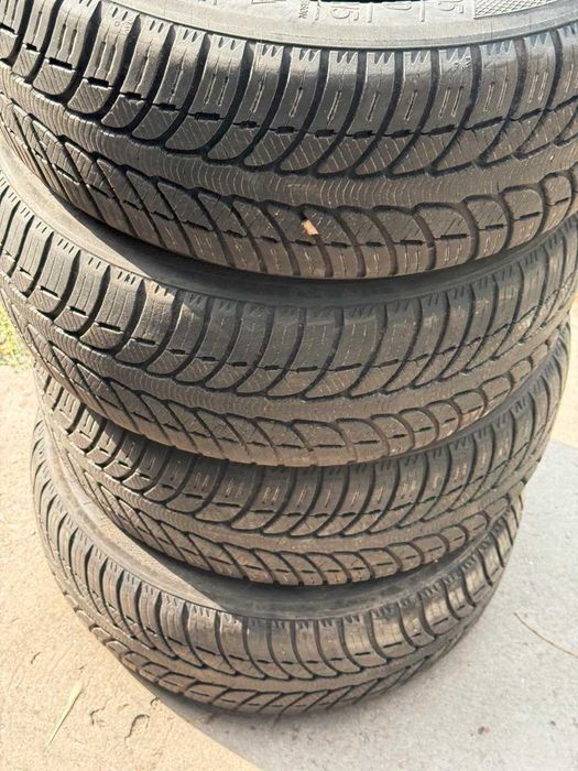Продам комплект резины  Kleber Quadraxer  195/50 R15 82H