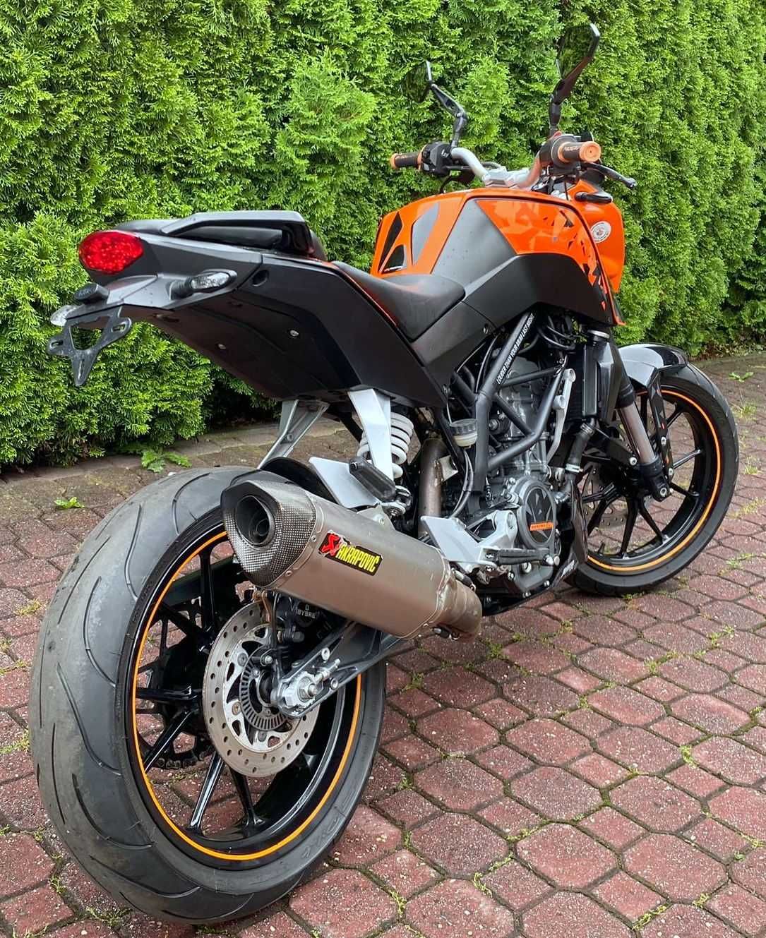 KTM Duke 125 ABS kat B POLECAM