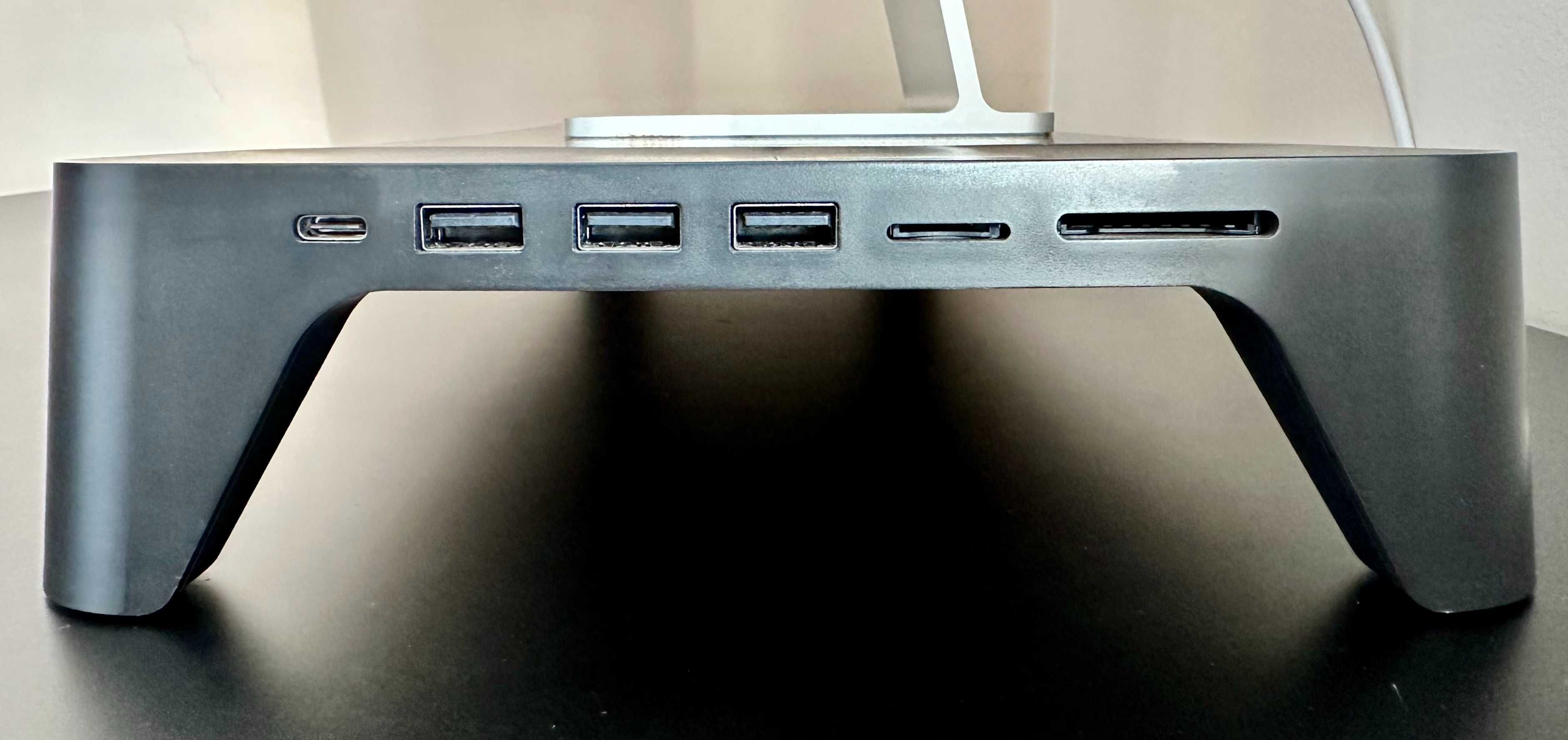 Podstawka POUT Eyes8 3w1 z ładowarką indukcyjną i hubem USB