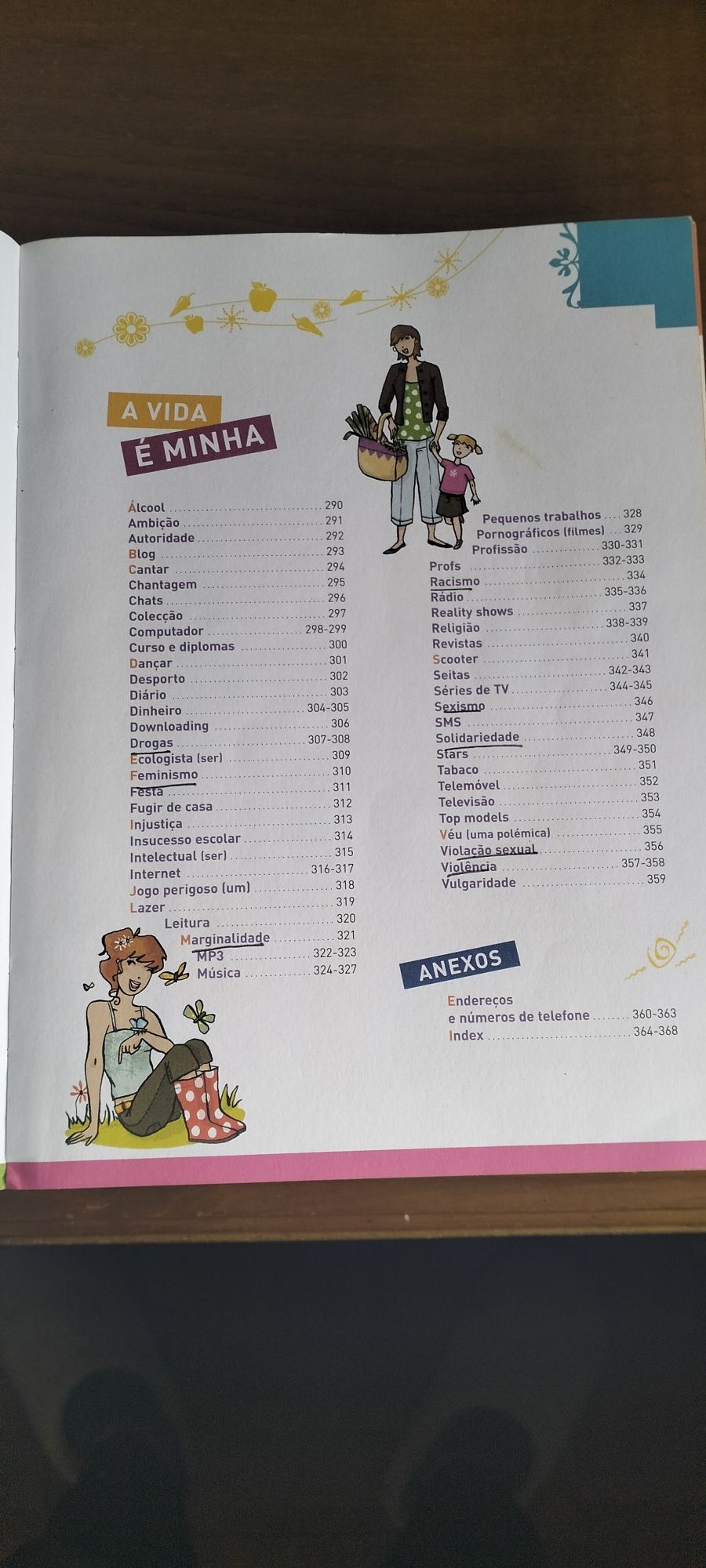 Livro Adoro ser uma Adolescente