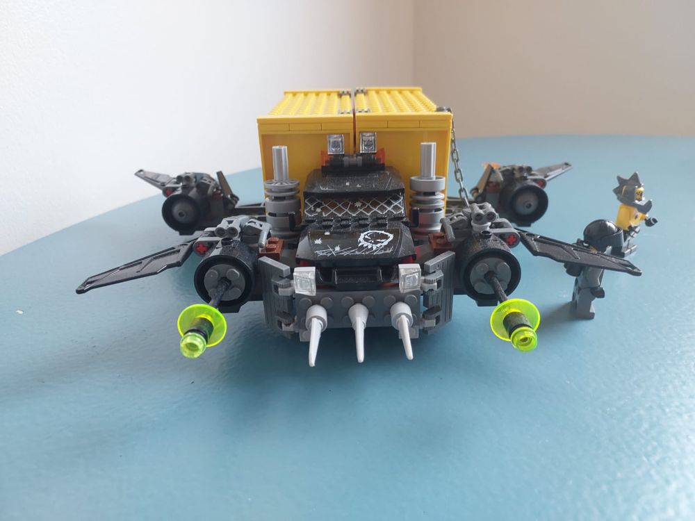 Lego space police 5972 Space Truck