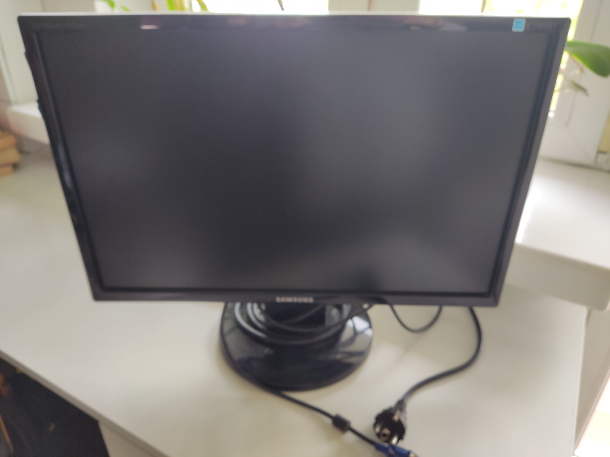 Monitor Samsung  22 LS22MYLKF/EDC