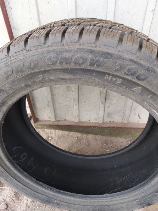 Opony zimowe bieżnikowane  225/45 r17 71V (4szt)